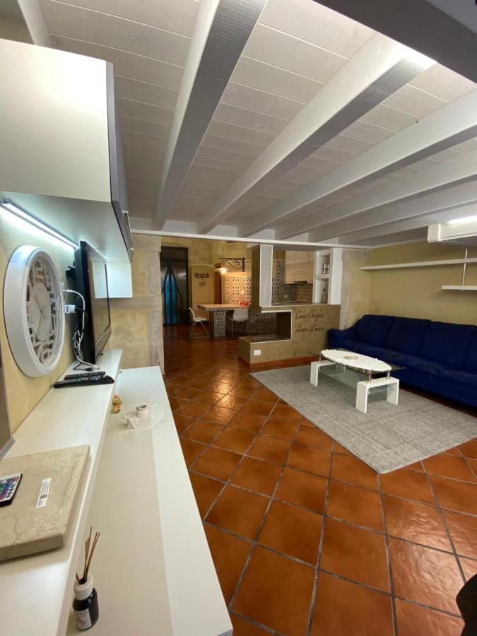 Dimora In Centro Bed and Breakfast Trani Eksteriør billede